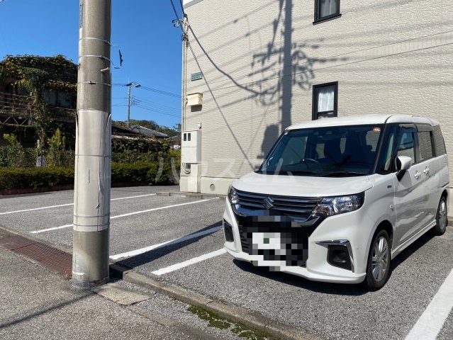 26/30 駐車場