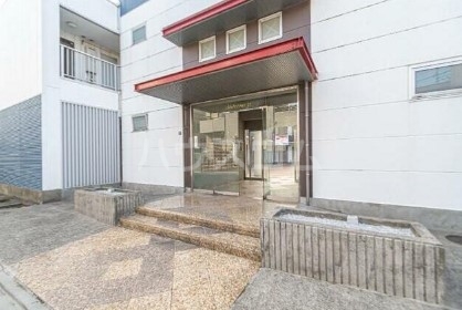 17/19 エントランス