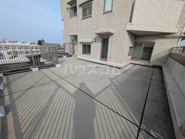 18/30 バルコニー