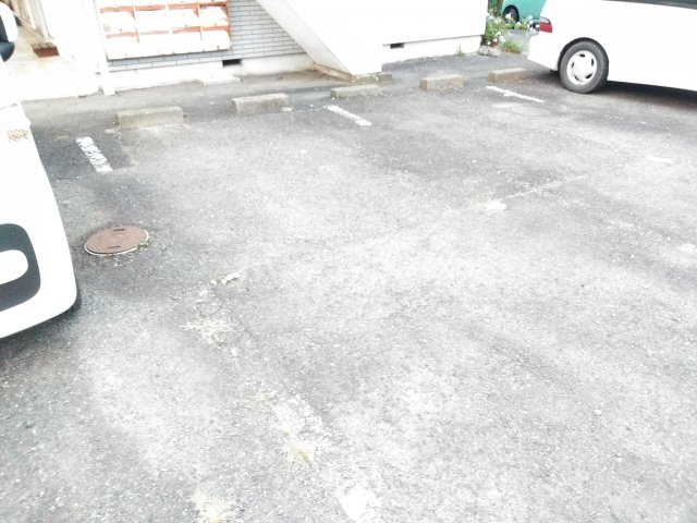 14/22 駐車場