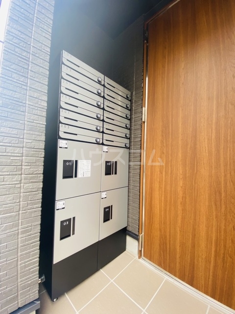 2/8 エントランス