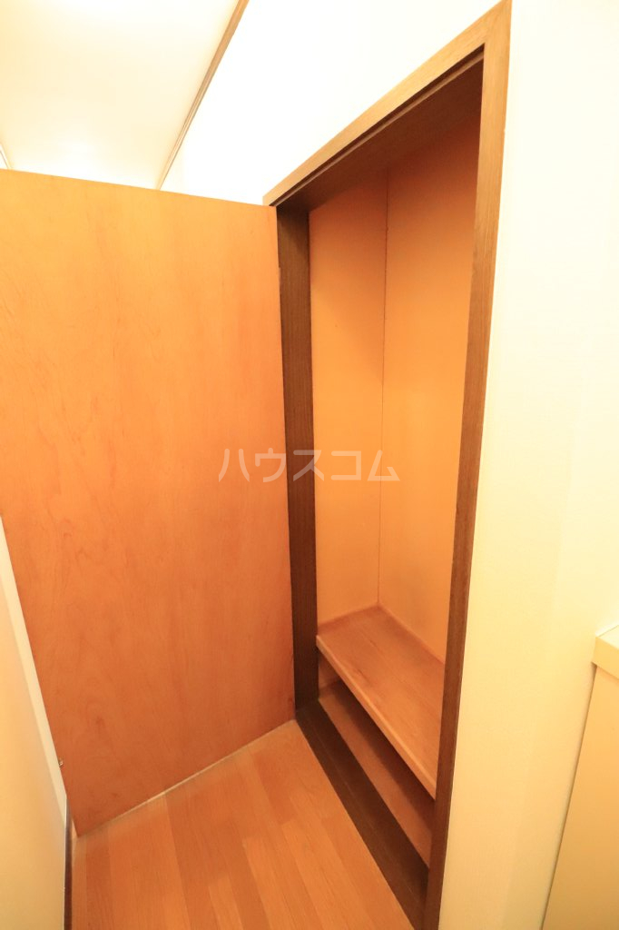 13/30 収納