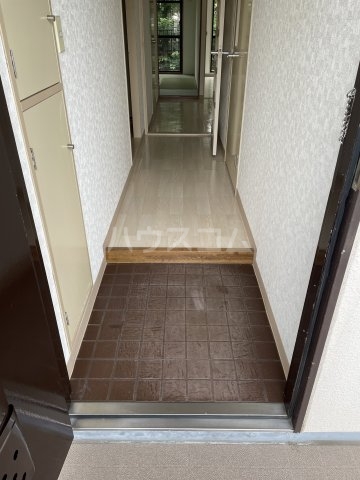 14/30 玄関
