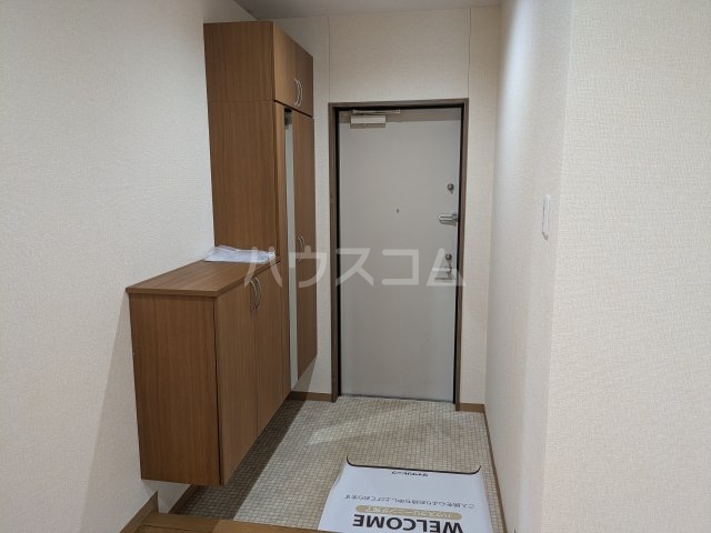 13/30 玄関