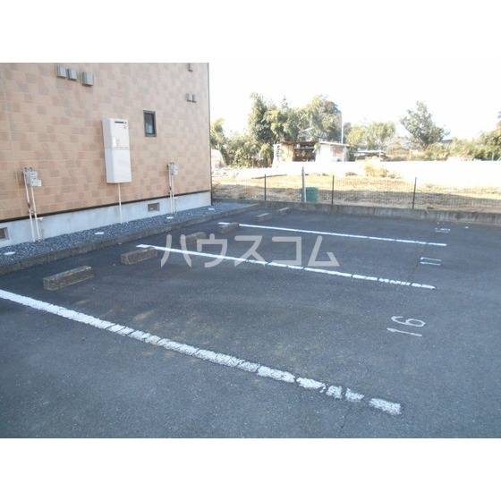 16/26 駐車場