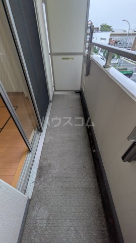 23/30 バルコニー