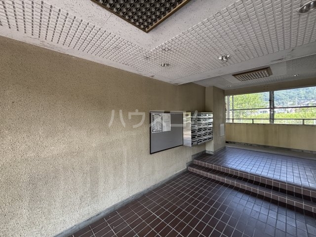 3/3 エントランス