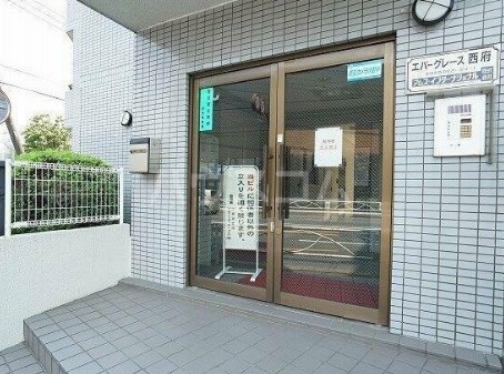 16/26 エントランス