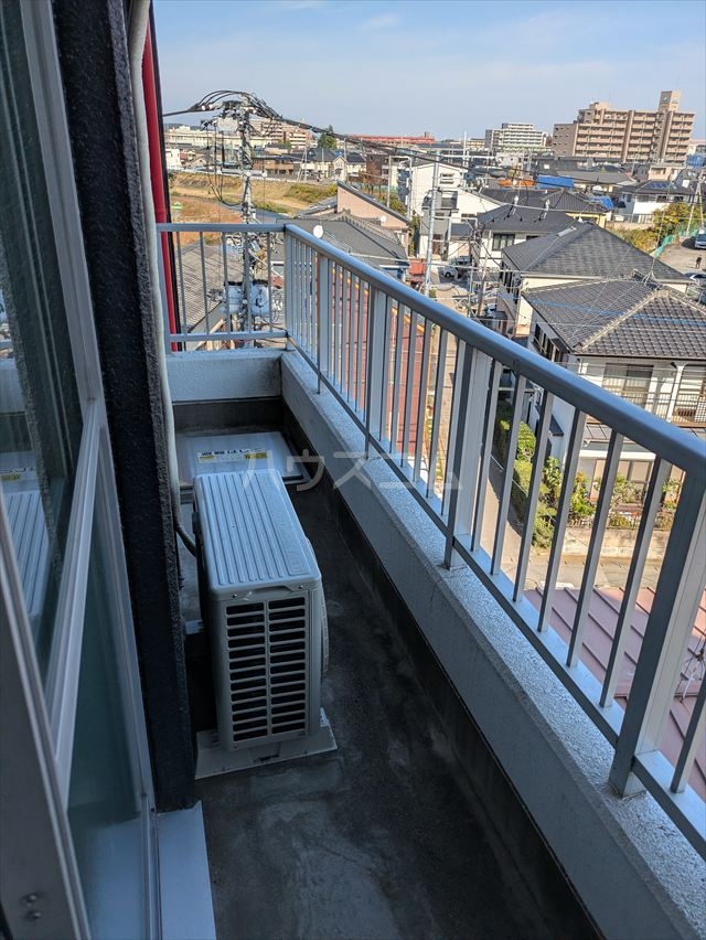 17/23 バルコニー