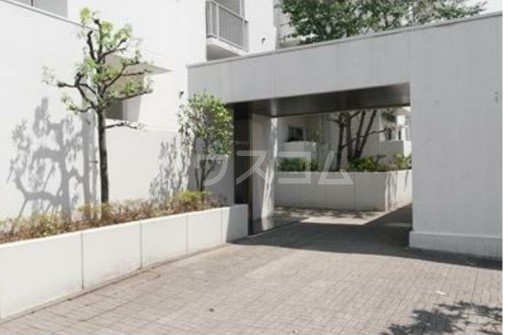 2/11 エントランス