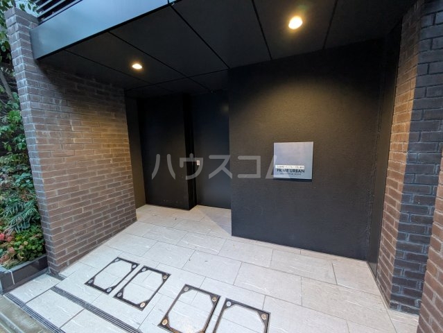 22/30 エントランス