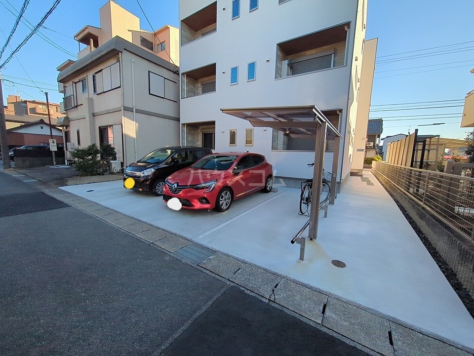 3/10 駐車場