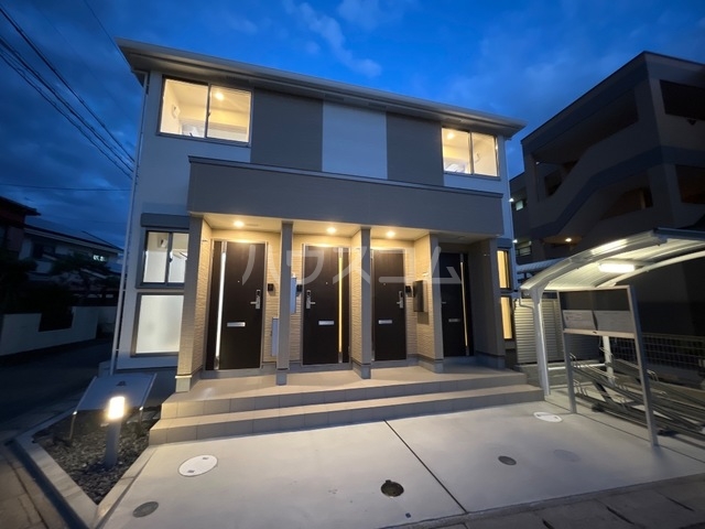 22/30 エントランス