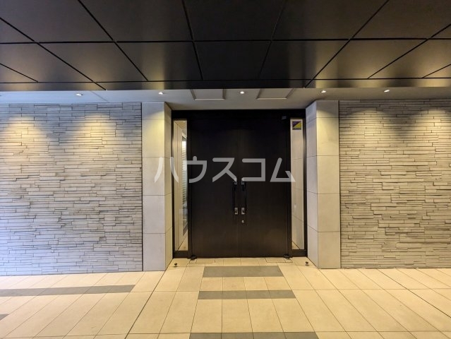 13/20 エントランス