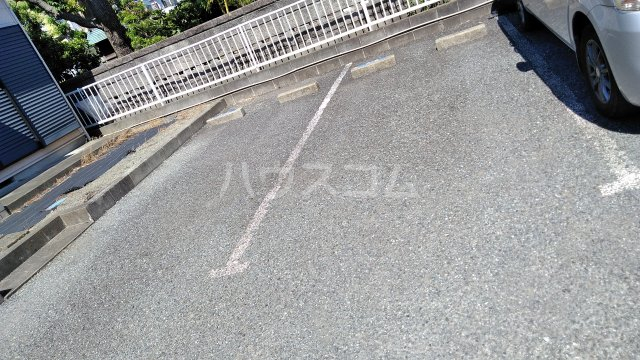 17/27 駐車場