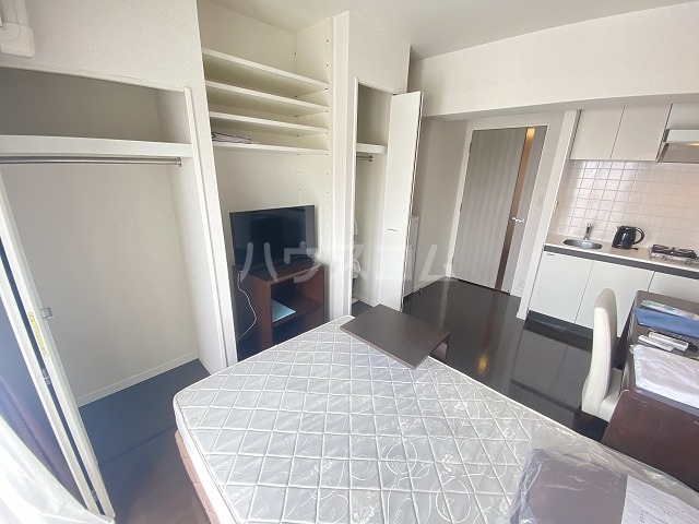 28/30 エントランス