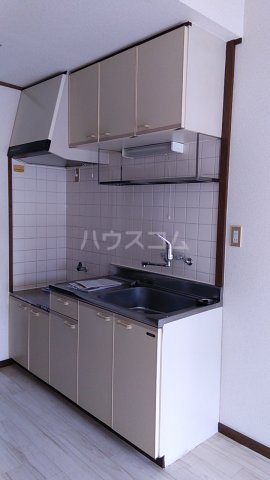 15/30 キッチン