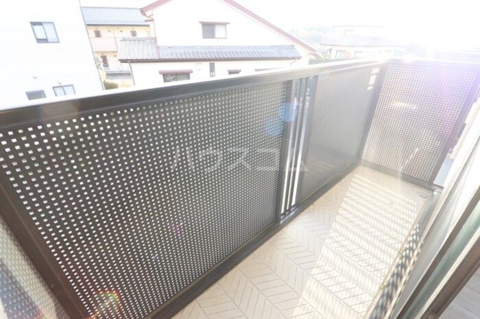 16/23 バルコニー