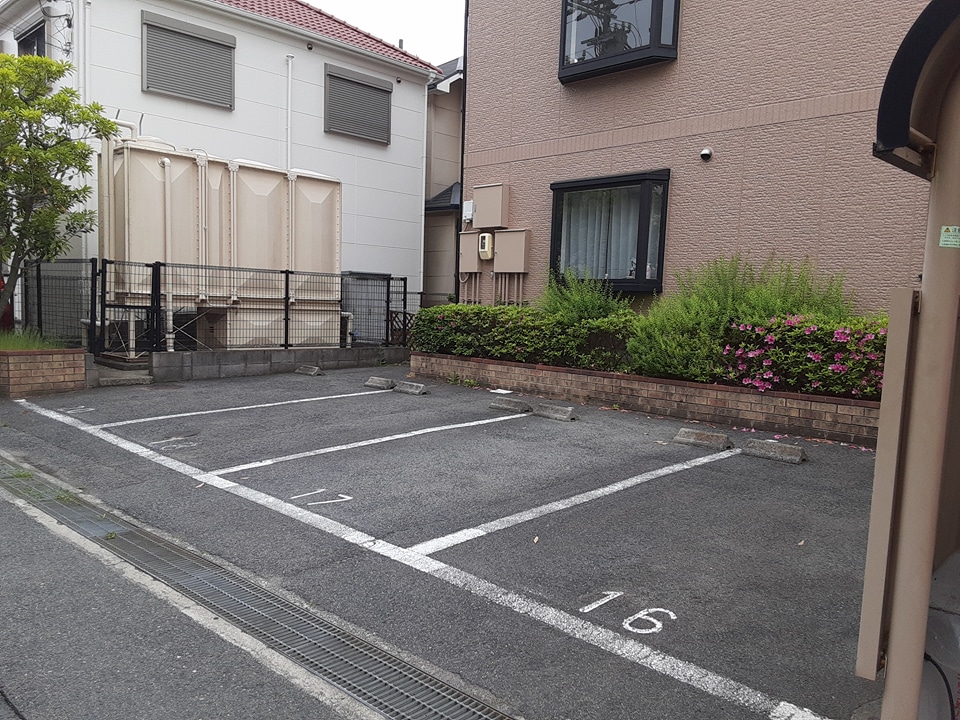 17/20 駐車場