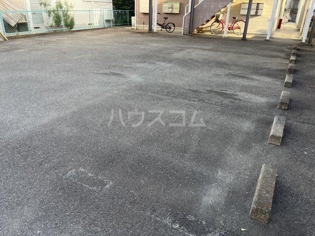 3/3 駐車場