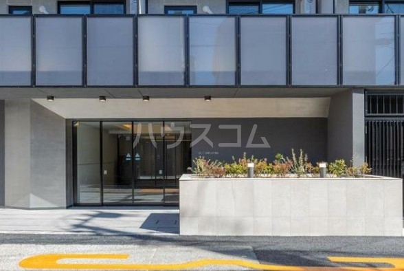 22/30 エントランス