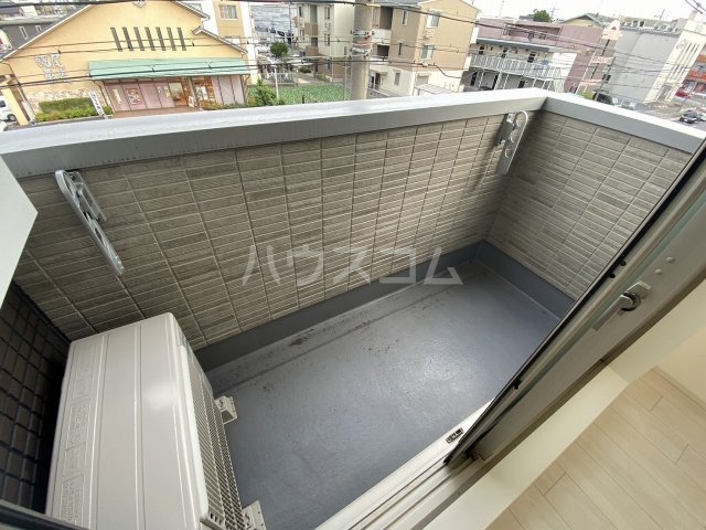 19/30 バルコニー