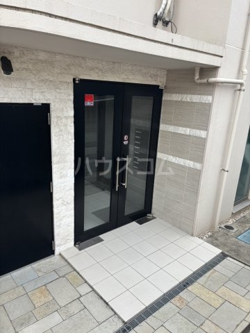 29/30 エントランス