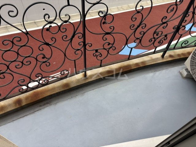 21/30 バルコニー