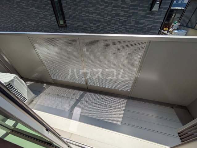 14/22 バルコニー