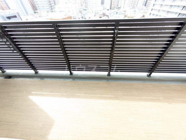 14/30 バルコニー