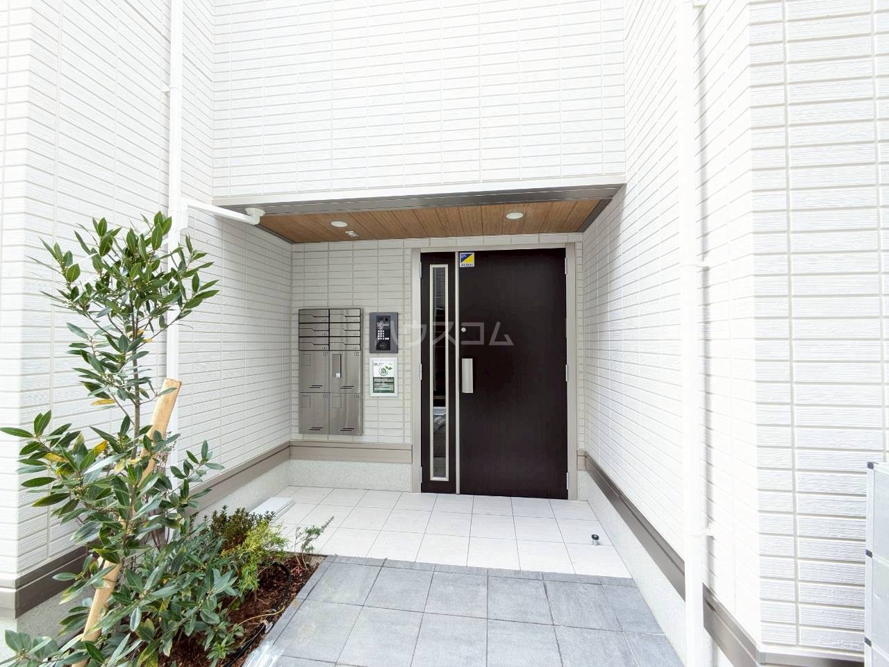 2/3 エントランス