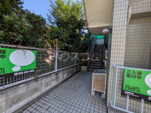 29/30 エントランス