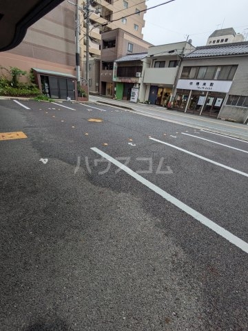 21/29 駐車場