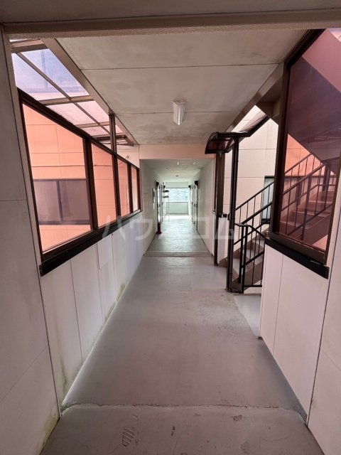 21/27 エントランス