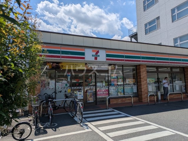 7/11 周辺