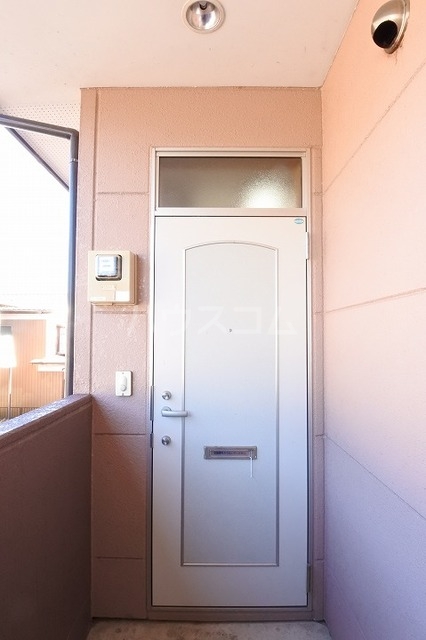 14/15 エントランス