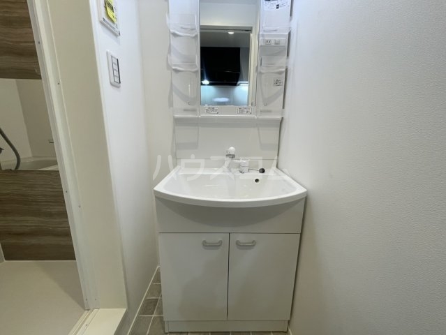 18/30 洗面