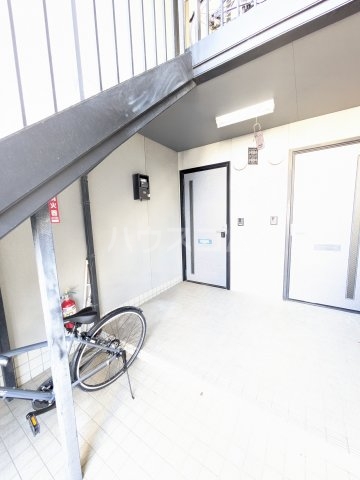 2/8 エントランス