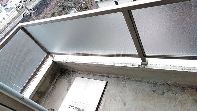 20/30 バルコニー