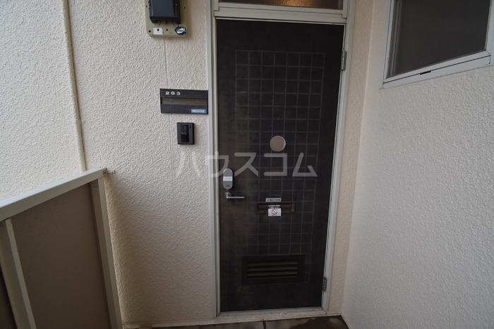 19/21 エントランス