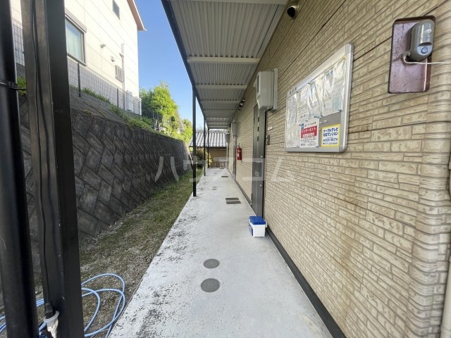 2/5 エントランス