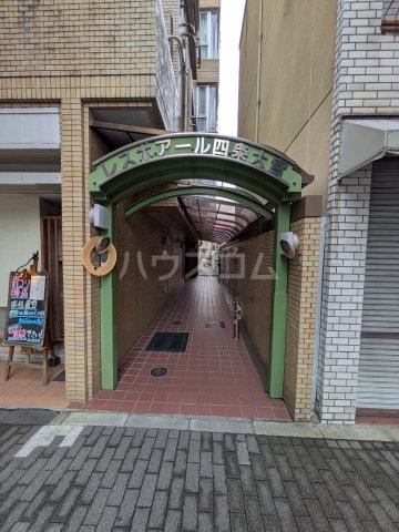 2/11 エントランス