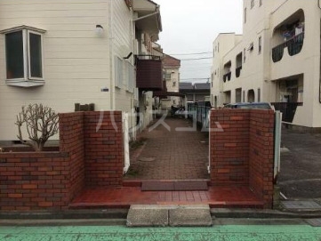 2/5 エントランス