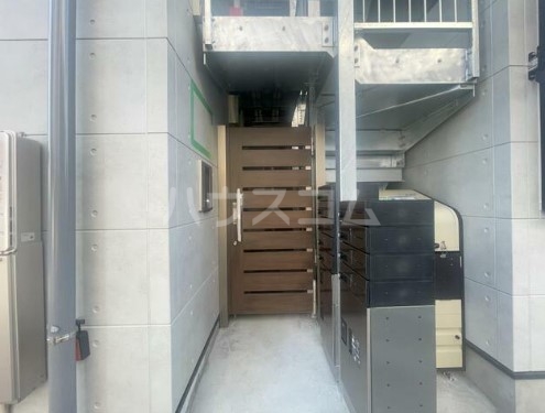 2/13 エントランス