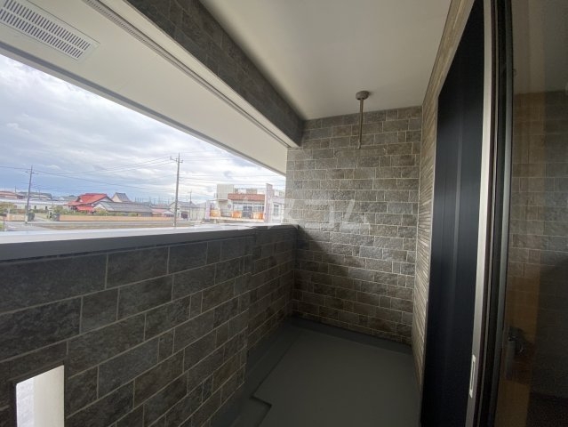 23/30 バルコニー