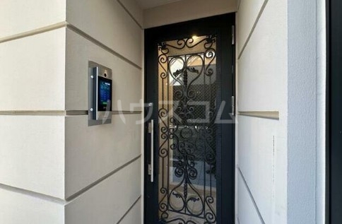 2/11 エントランス