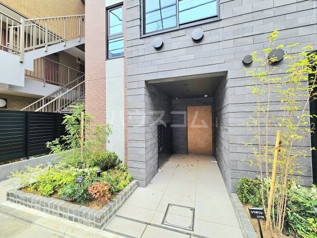 21/29 エントランス