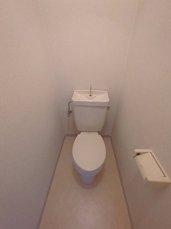 13/30 トイレ