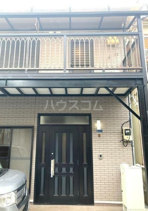 19/29 エントランス