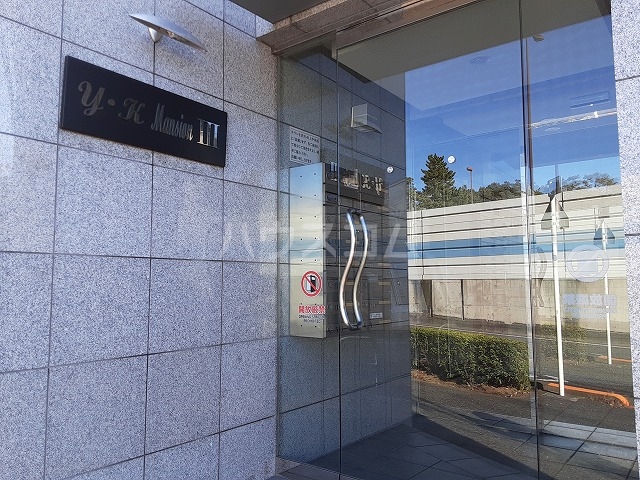 23/29 エントランス